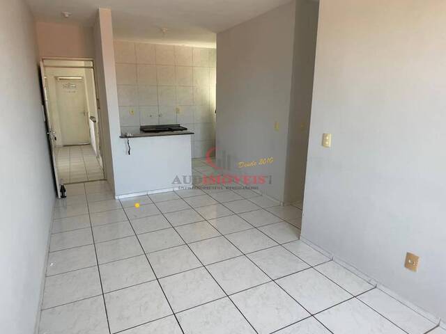 Apartamento usado para Venda em Fortaleza - 2