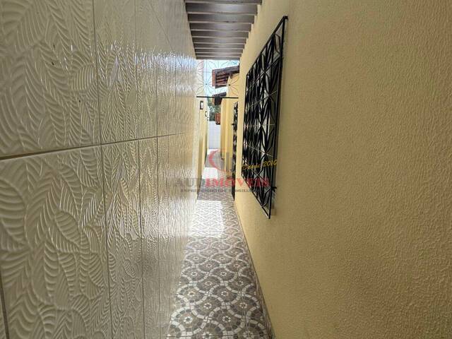 Casa usada para Venda em Fortaleza - 4