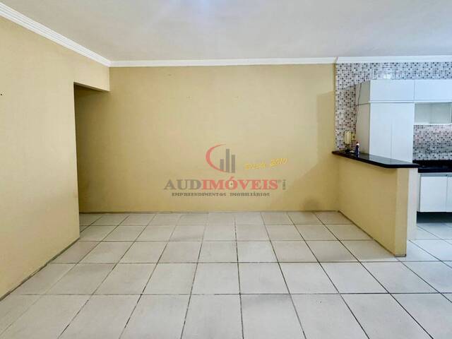 Casa usada para Venda em Fortaleza - 5