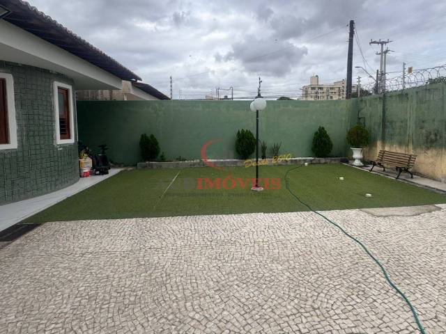 Casa usada para Venda em Fortaleza - 3
