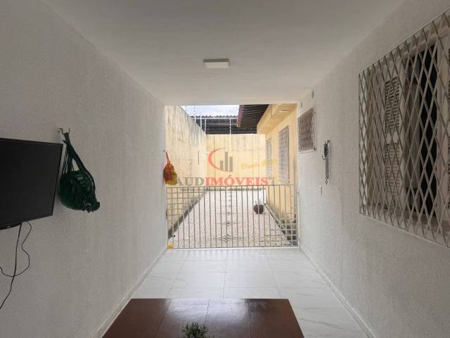 Casa usada para Venda em Fortaleza - 4