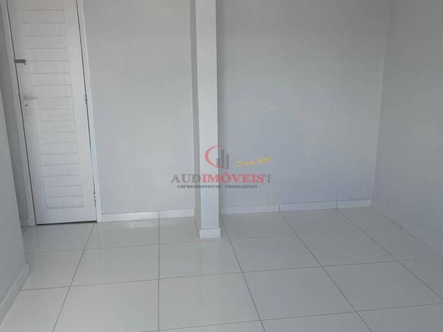 Apartamento usado para Venda em Fortaleza - 2